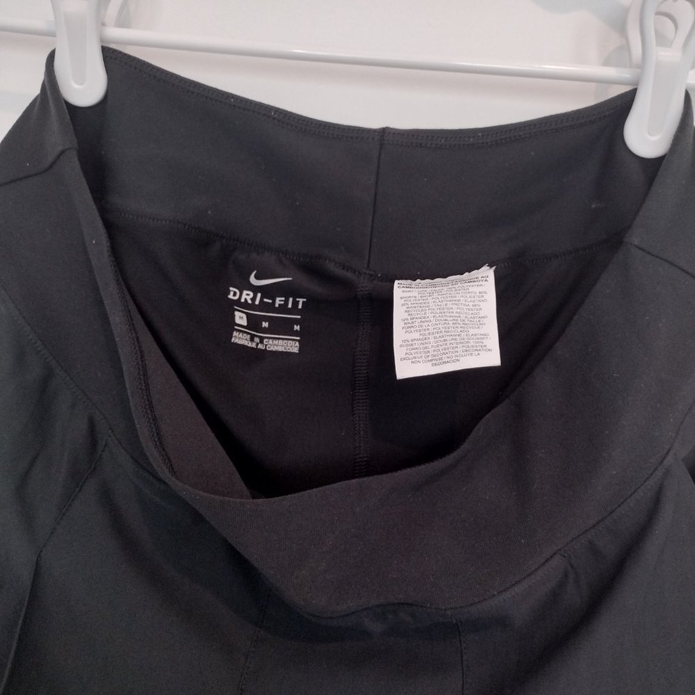 NIKE solid black Dri-Fit skirt skort, size M - Picture 4 of 5
